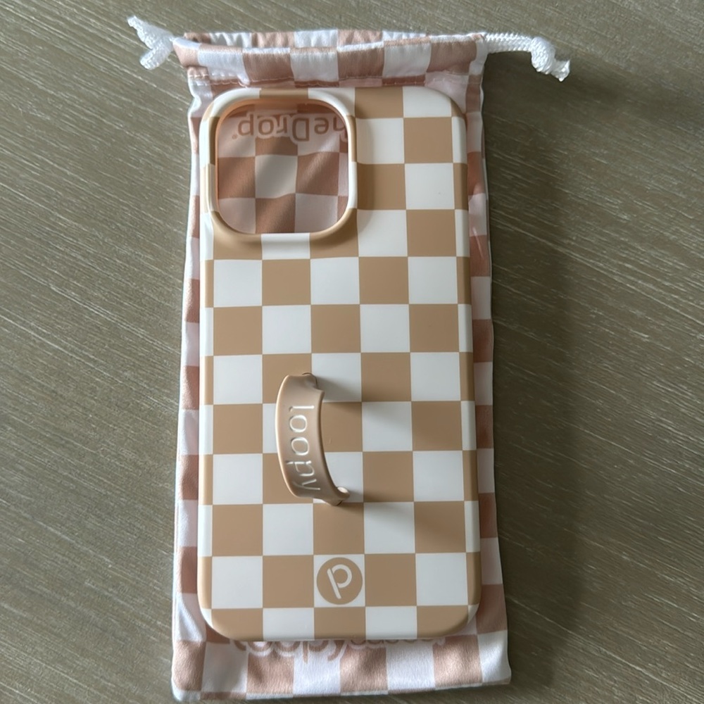 iPhone 14 Pro Max Sandstone Checkered Loopy Case